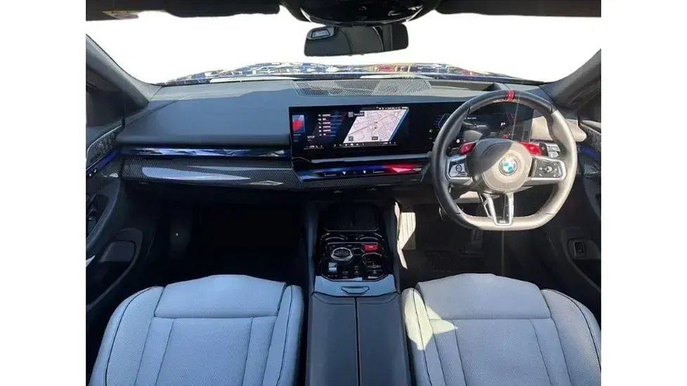 Used BMW M5 Comfort Edition 727 HP (534 kW) 2026 Blue Estate