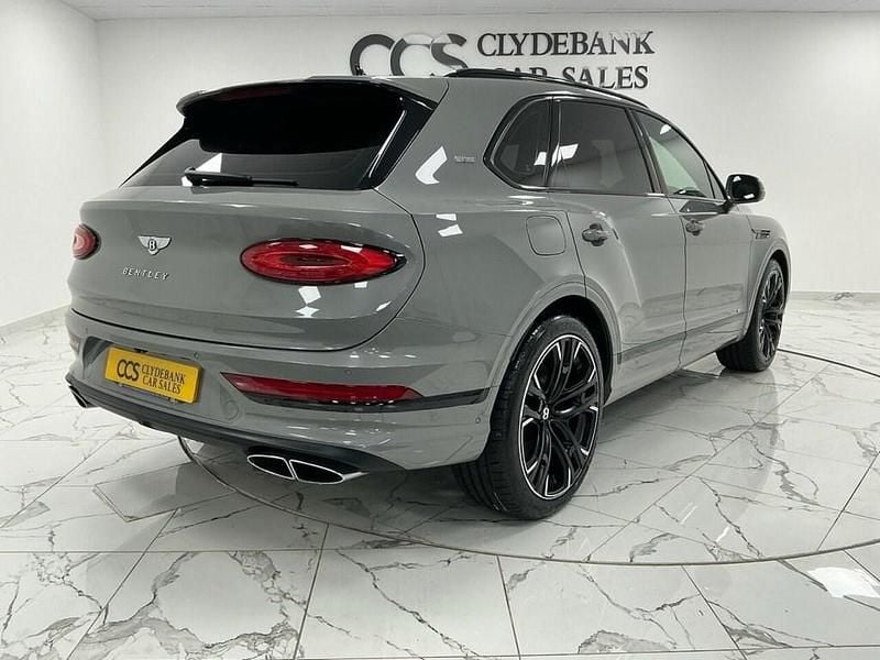 Used Bentley Bentayga 550 HP (404 kW) 2021 Grey SUV