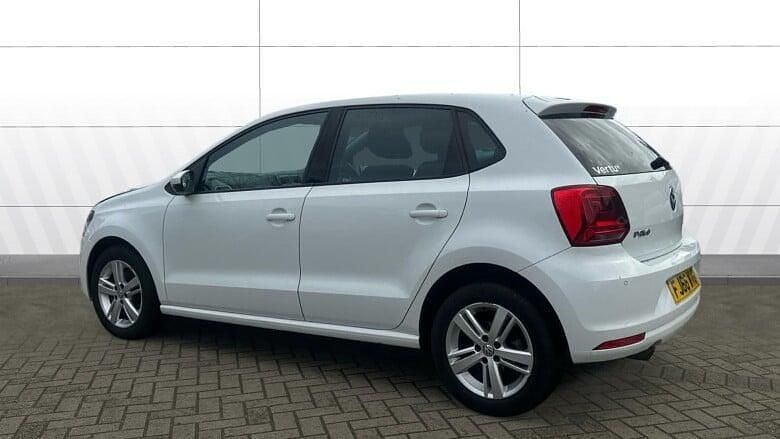 Used VW Polo Match 90 HP (66 kW) 2016 White Hatchback