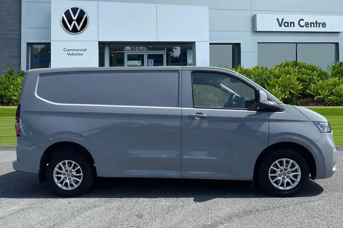 Used VW T7 Pro 150 HP (110 kW) 2025 Grey Van