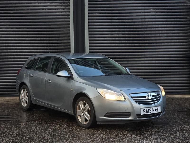 Silver Used 2013 Vauxhall Insignia Estate | £1,995 (Super price) - Image 1/4