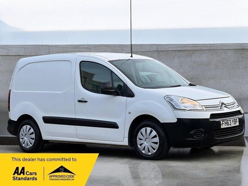 White Used 2014 Citroën Berlingo MPV | £3,795 (Fair price) - Image 1/4