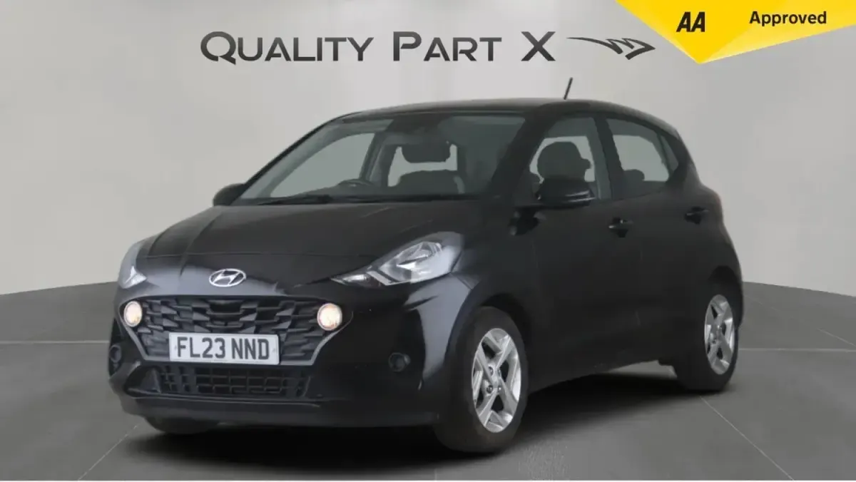 Usado Hyundai i10 SE 84 HP (61 kW) 2023 Preto Citadino