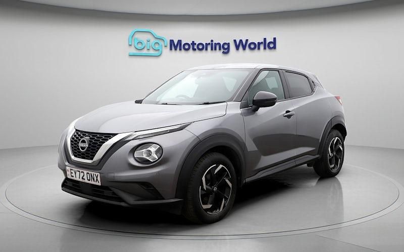 Used Nissan Juke N-Connecta 114 HP (83 kW) 2023 Grey SUV