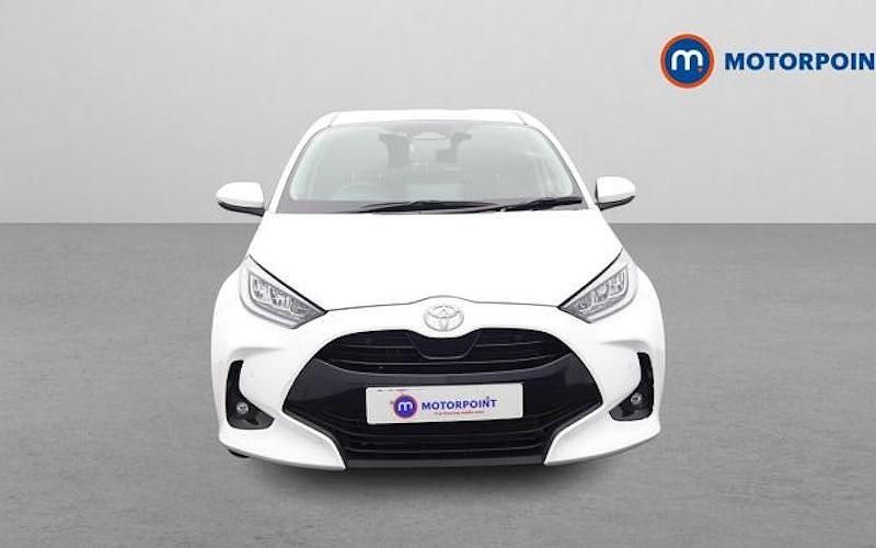 Used Toyota Yaris Hybrid Design 116 HP (85 kW) 2026 Hatchback