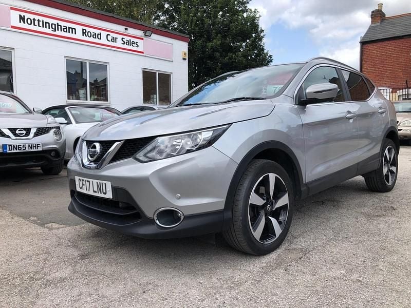 Silver Used 2017 Nissan Qashqai N-Vision SUV | £7,999 (Fair price) - Image 1/4