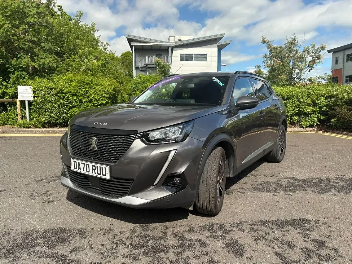 Used Peugeot 2008 Allure 129 HP (94 kW) 2020 Grey SUV