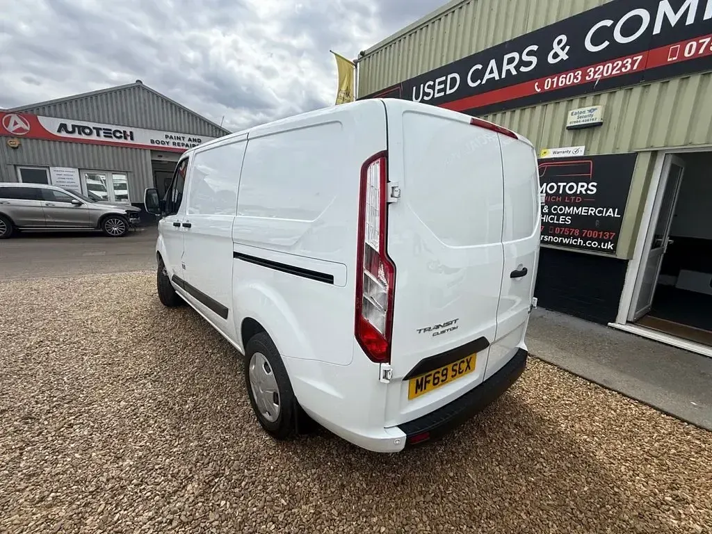 Used Ford Transit Custom Trend 130 HP (95 kW) 2019 White Van