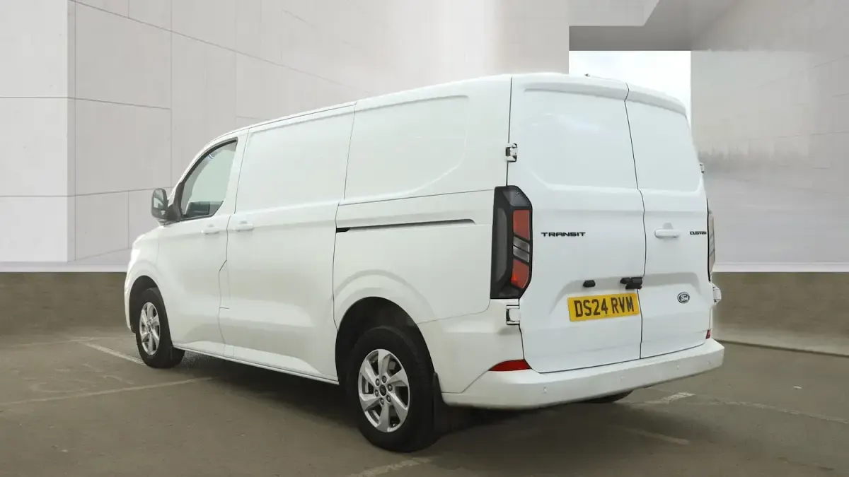 Used Ford Transit Custom Limited 136 HP (100 kW) 2024 White Van