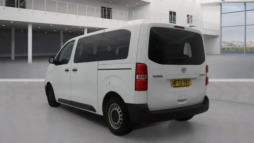 Used Toyota Proace Verso 2022 White Estate