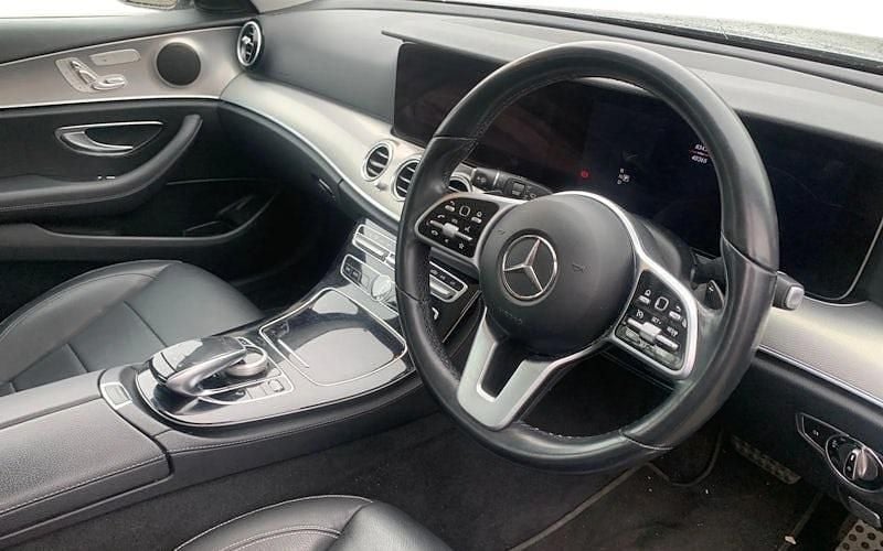 Used Mercedes E220 Premium 194 HP (142 kW) 2019 Grey Estate