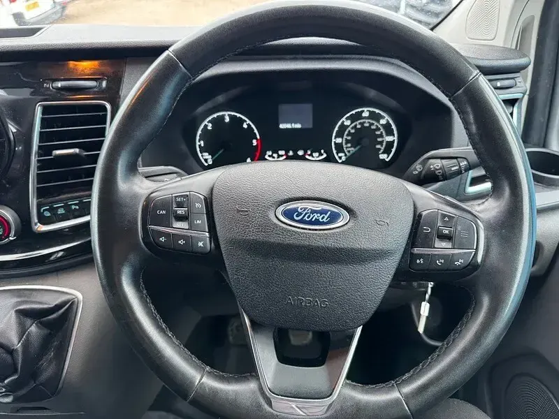Used Ford Transit Custom Limited 2023 Silver