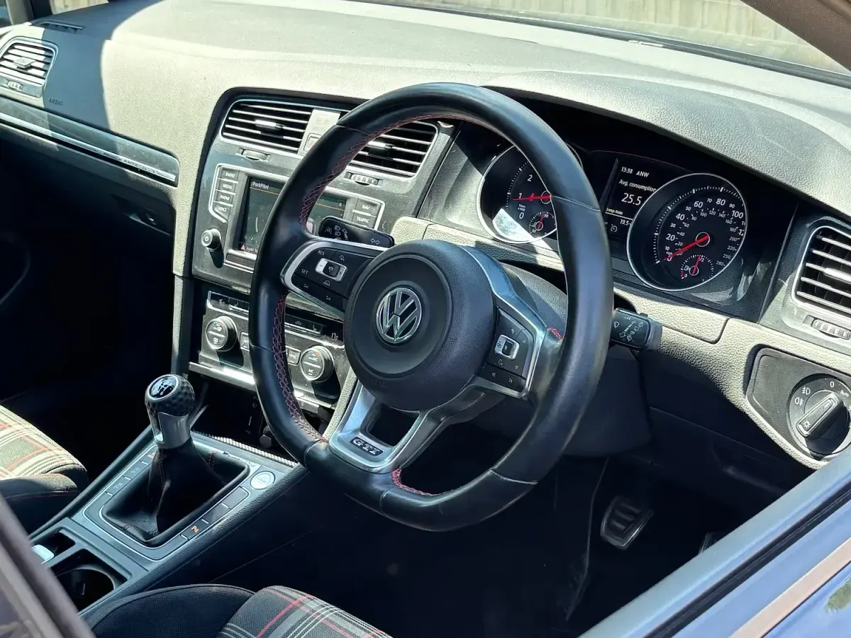 Used VW Golf VII GTI 230 HP (169 kW) 2015 Black Hatchback
