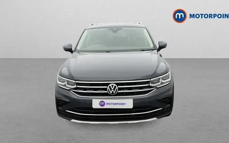 Used VW Tiguan Elegance 150 HP (110 kW) 2023 Grey SUV