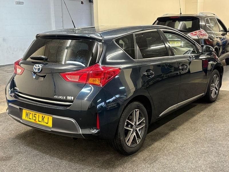 Used Toyota Auris Hybrid 2015 Grey Hatchback