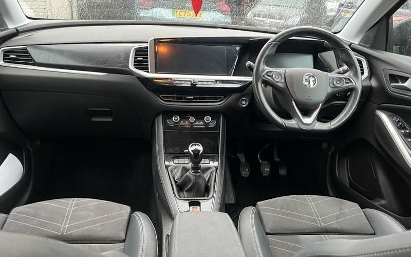 Used Vauxhall Grandland X Ultimate 131 HP (96 kW) 2023 Red SUV