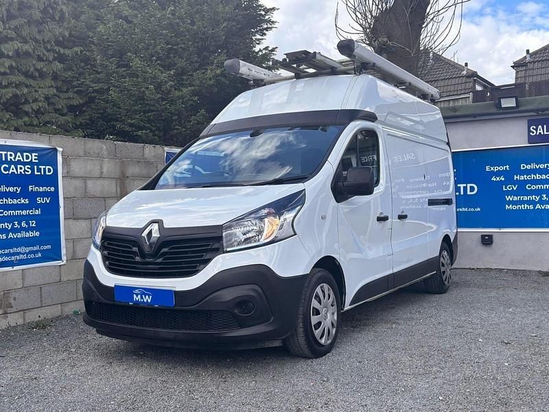Begagnad Renault Trafic Business 2019 Vit Minibuss
