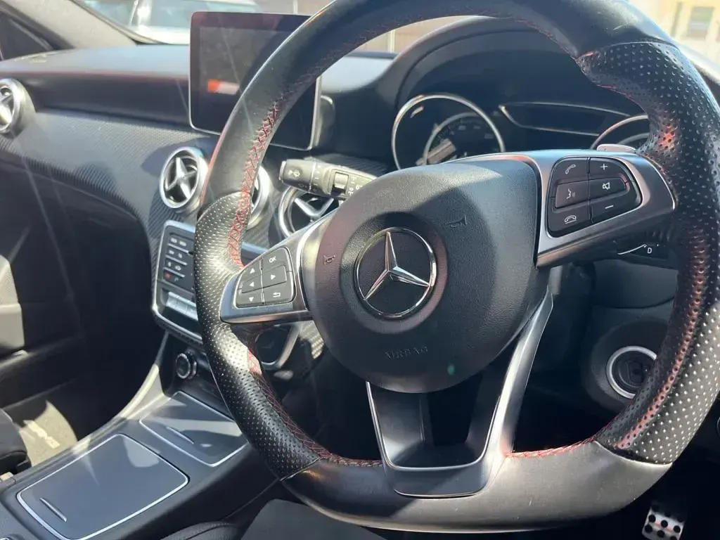 Used Mercedes A200 AMG line 136 HP (100 kW) 2016 Silver Hatchback