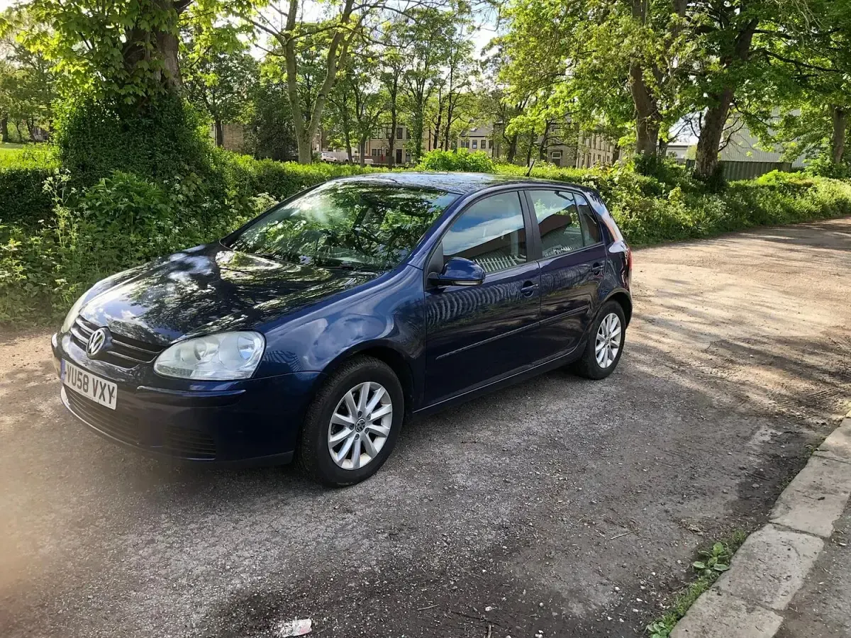 Used VW Golf V Match 105 HP (77 kW) 2008 Blue Hatchback