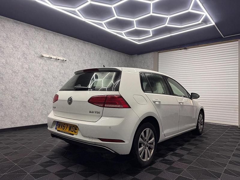 Second-hand VW Golf VII SE 150 CP (110 kW) 2017 Alb Hatchback