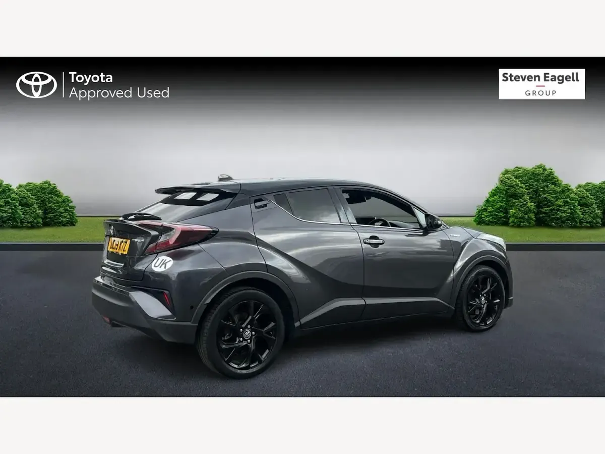 Used Toyota C-HR 122 HP (89 kW) 2019 Grey SUV