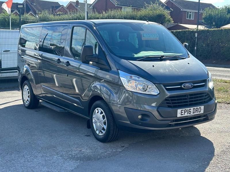 Used Ford Tourneo Zetec 105 HP (77 kW) 2016 Grey MPV