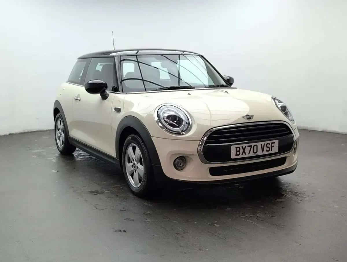 Used Mini Cooper Classic 2020 White Hatchback