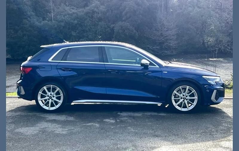 Used Audi S3 Sportback Comfort 310 HP (228 kW) 2023 Blue Hatchback
