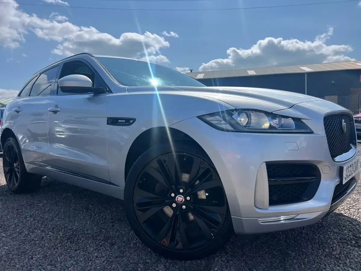 Used Jaguar F-Pace R-Sport 180 HP (132 kW) 2017 Silver SUV