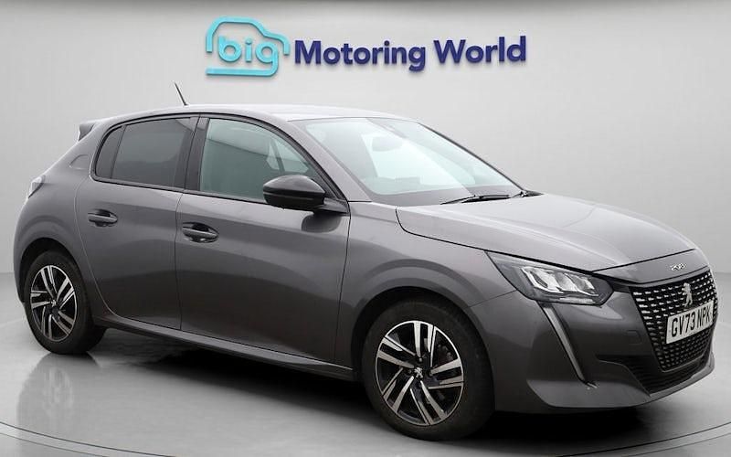 Used Peugeot 208 Allure+ 102 HP (75 kW) 2023 Grey Hatchback