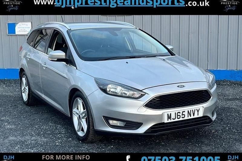Used Ford Focus Zetec 115 HP (84 kW) 2015 Silver Estate