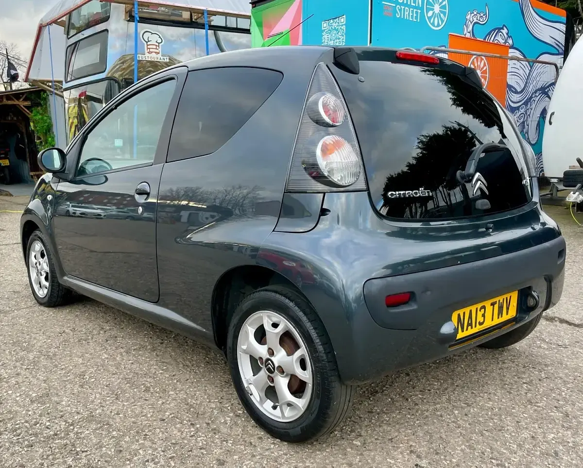 Used Citroën C1 VTR Sport 68 HP (50 kW) 2013 Grey Hatchback