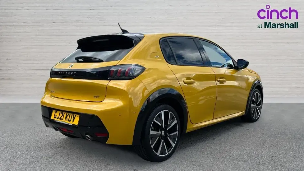 Used Peugeot 208 GTi 100 HP (73 kW) 2021 Yellow Hatchback