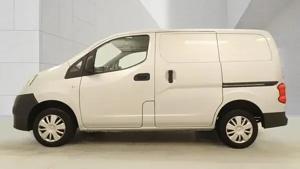 Used Nissan NV200 Acenta 2016 Silver MPV