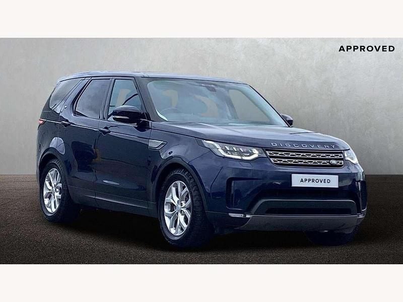 Loire blue Used 2018 Land Rover Discovery 5 SE SUV | £25,595 (Super price) - Image 1/4