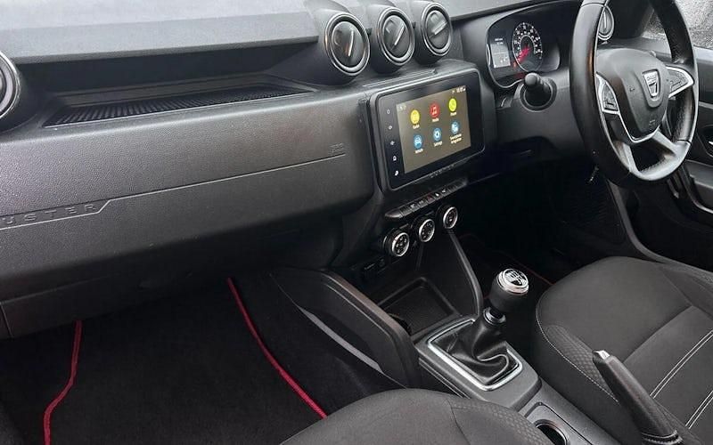 Used Dacia Duster Comfort 131 HP (96 kW) 2022 Red SUV