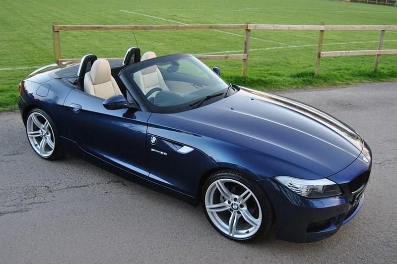 Used BMW Z4 M Sport 2011 Deep sea blue Cabriolet