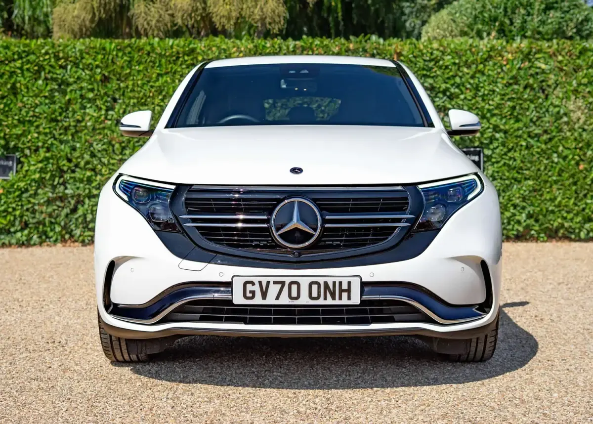 Used Mercedes EQC400 AMG line 300 kW (408 HP) 2020 White SUV