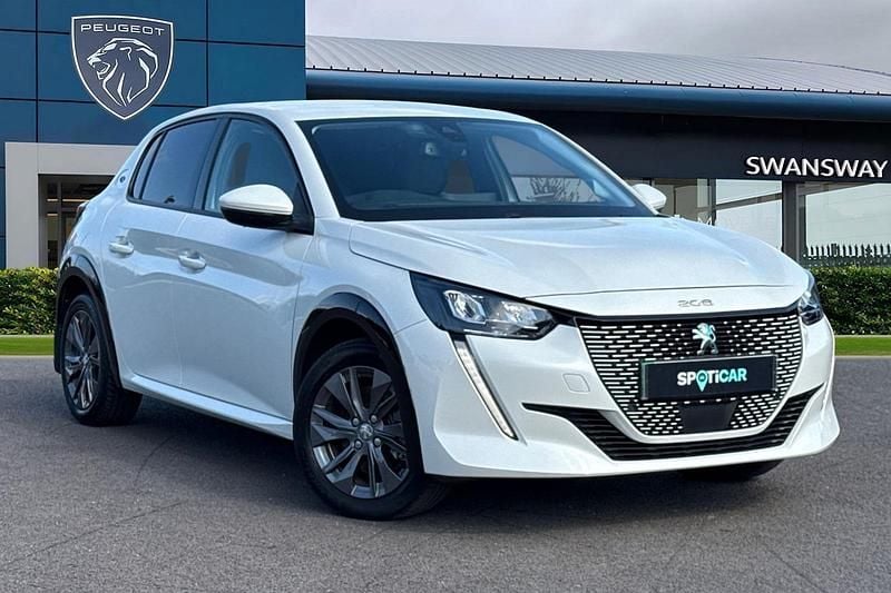 White Used 2021 Peugeot e-208 Allure Premium Hatchback | £11,795 (Fair price) - Image 1/4
