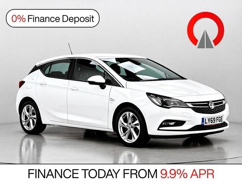 Second-hand Vauxhall Astra SRi 150 CP (110 kW) 2019 Alb Hatchback