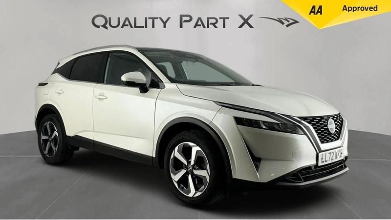 White Used 2022 Nissan Qashqai N-Connecta SUV | £13,379 (Fair price) - Image 1/4