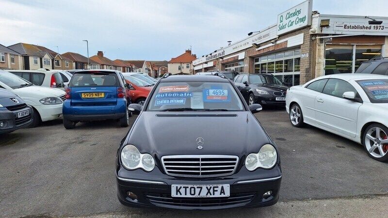 Black Used 2007 Mercedes C220 Avantgarde Estate | £3,895 (A bit pricey) - Image 1/4