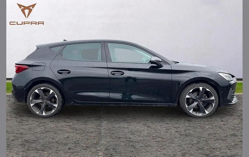 Used Cupra Leon 147 HP (108 kW) 2023 Black Hatchback