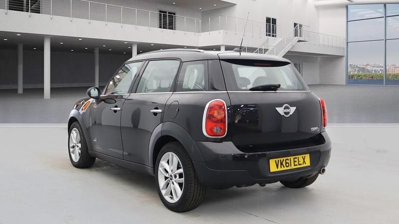 Used Mini Cooper D 2011 Black Hatchback