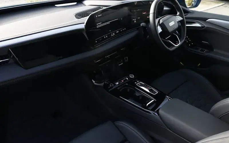 New Audi A6 e-tron S-Line 210 kW (286 HP) 2025 Estate