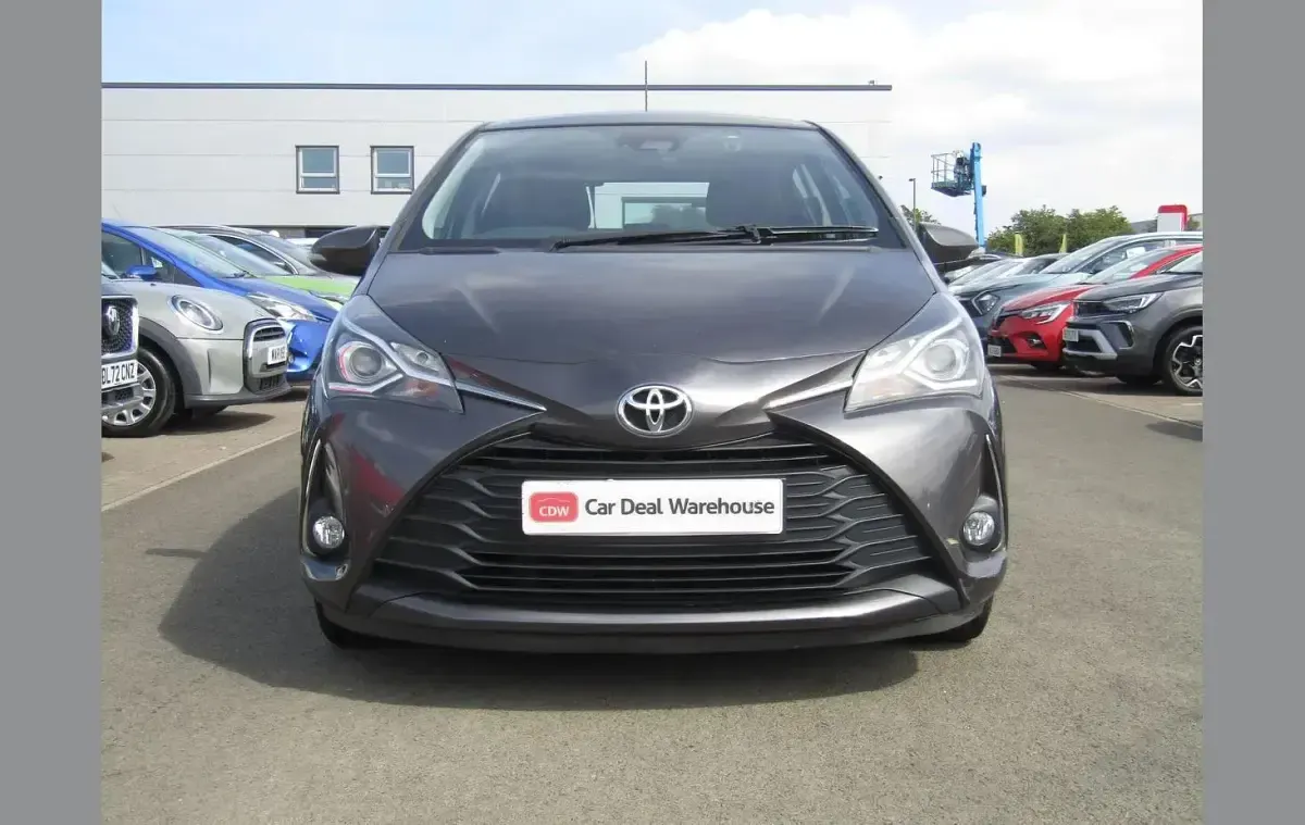 Used Toyota Yaris 109 HP (80 kW) 2019 Grey Hatchback
