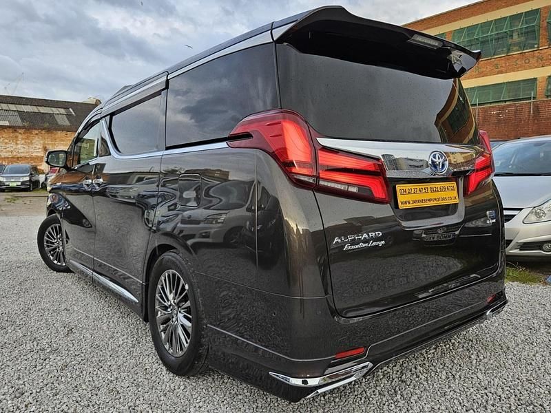 Used Toyota Alphard Executive 2020 Bronze MPV