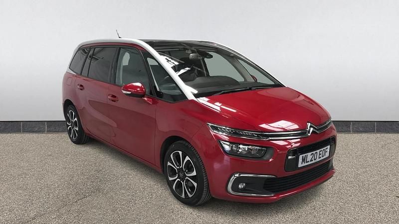 Used Citroën C4 SpaceTourer Flair 131 HP (96 kW) 2020 Red MPV