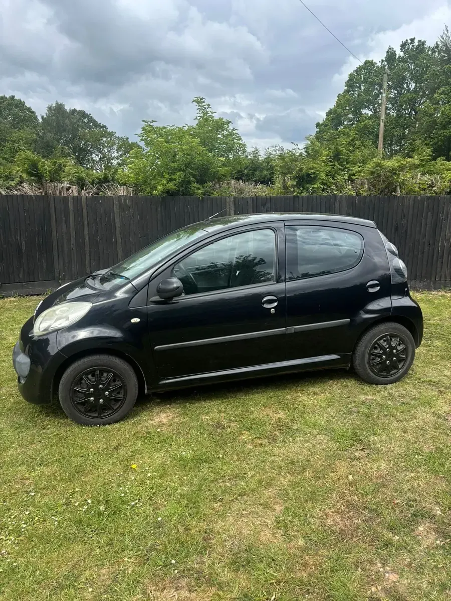 Used Citroën C1 68 HP (50 kW) 2007 Black Hatchback
