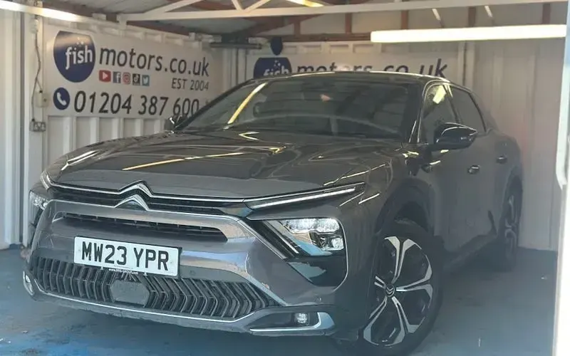 Used Citroën C5 X Shine 224 HP (164 kW) 2023 Estate